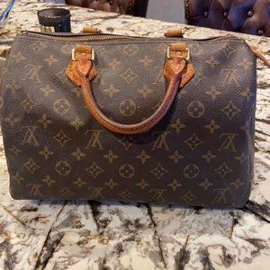 Louis Vuitton Speedy 30